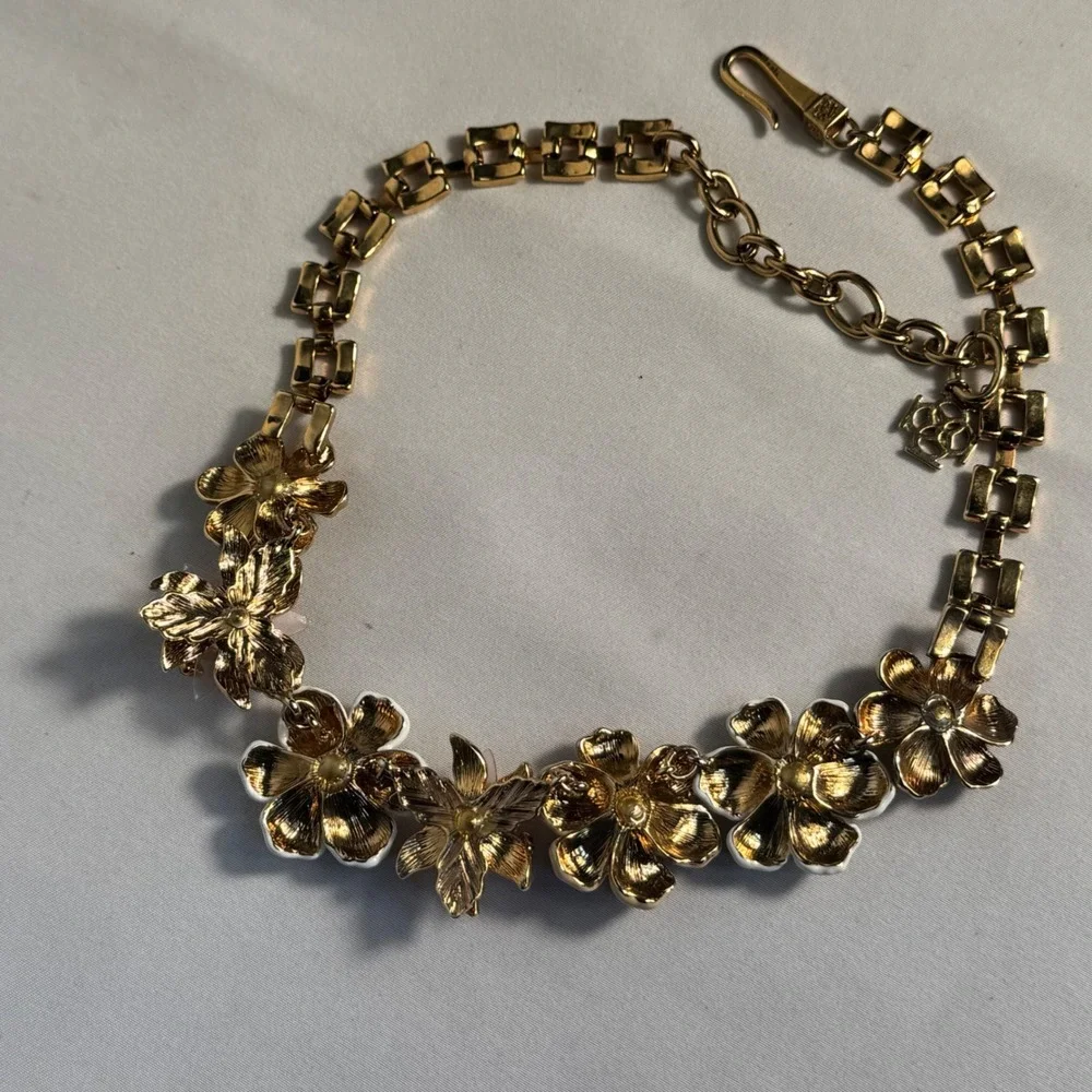 Ann Taylor ann taylor